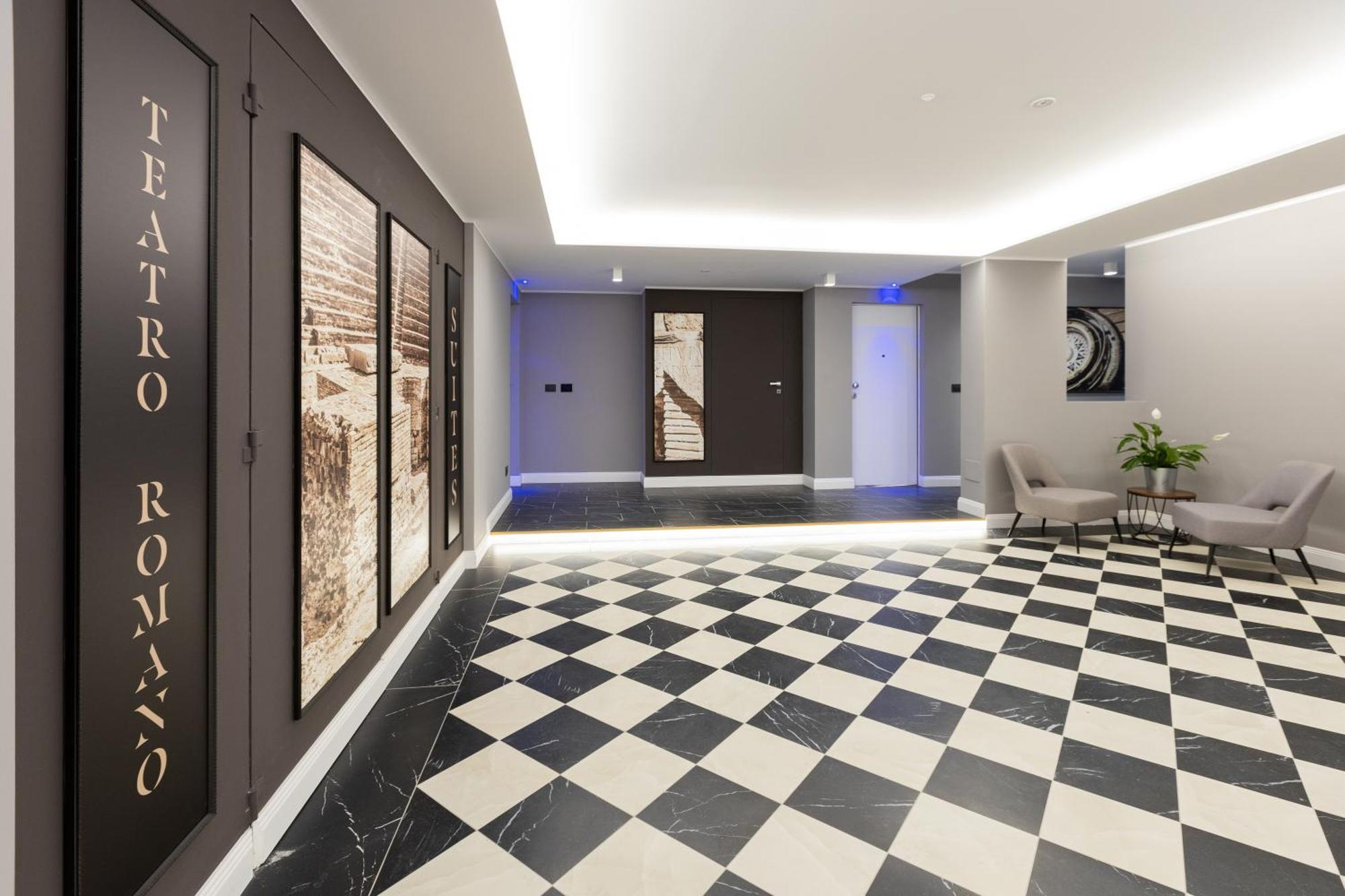 Teatro Romano Exclusive Suites ترييستي المظهر الخارجي الصورة