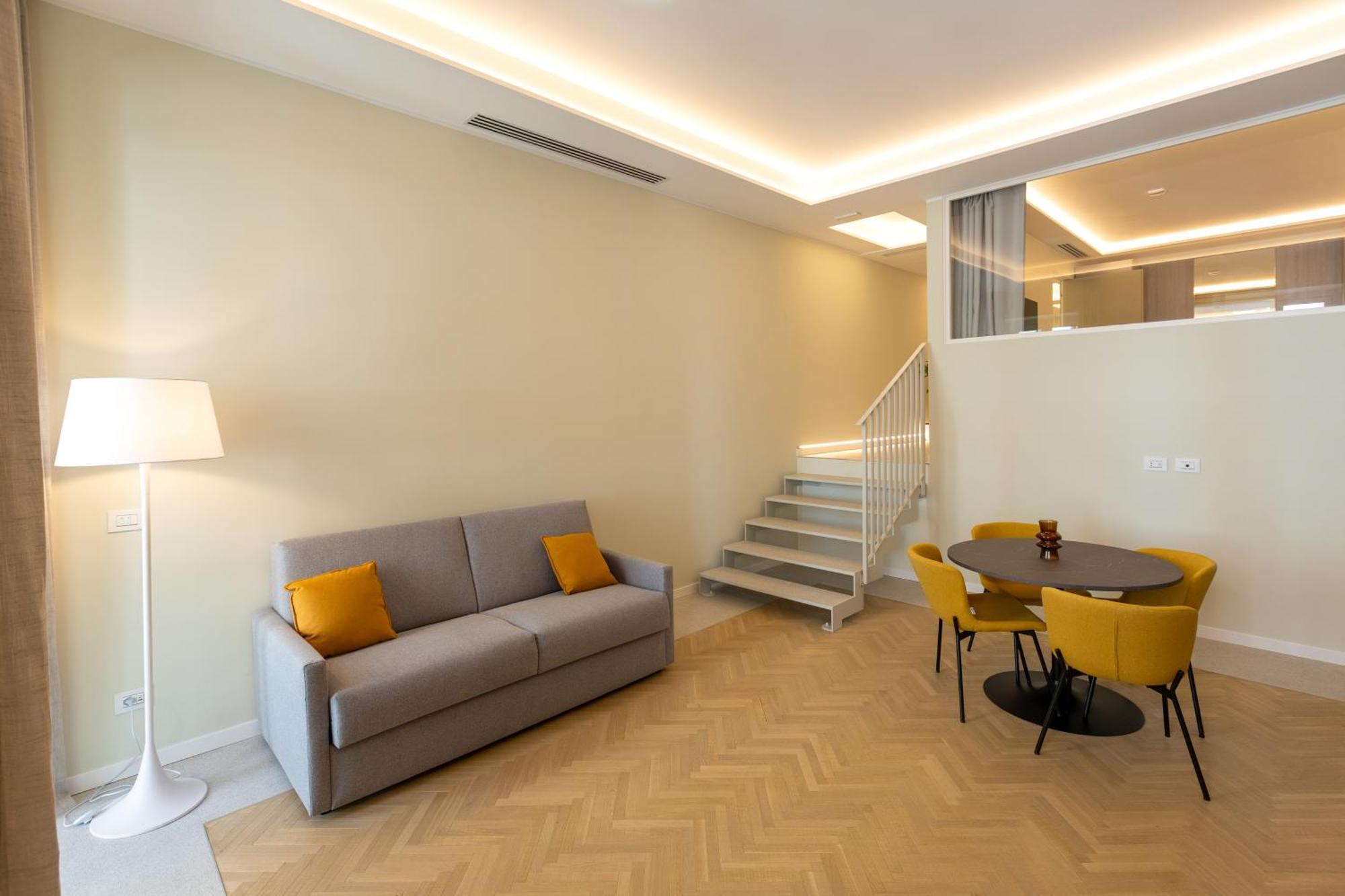 Teatro Romano Exclusive Suites ترييستي المظهر الخارجي الصورة